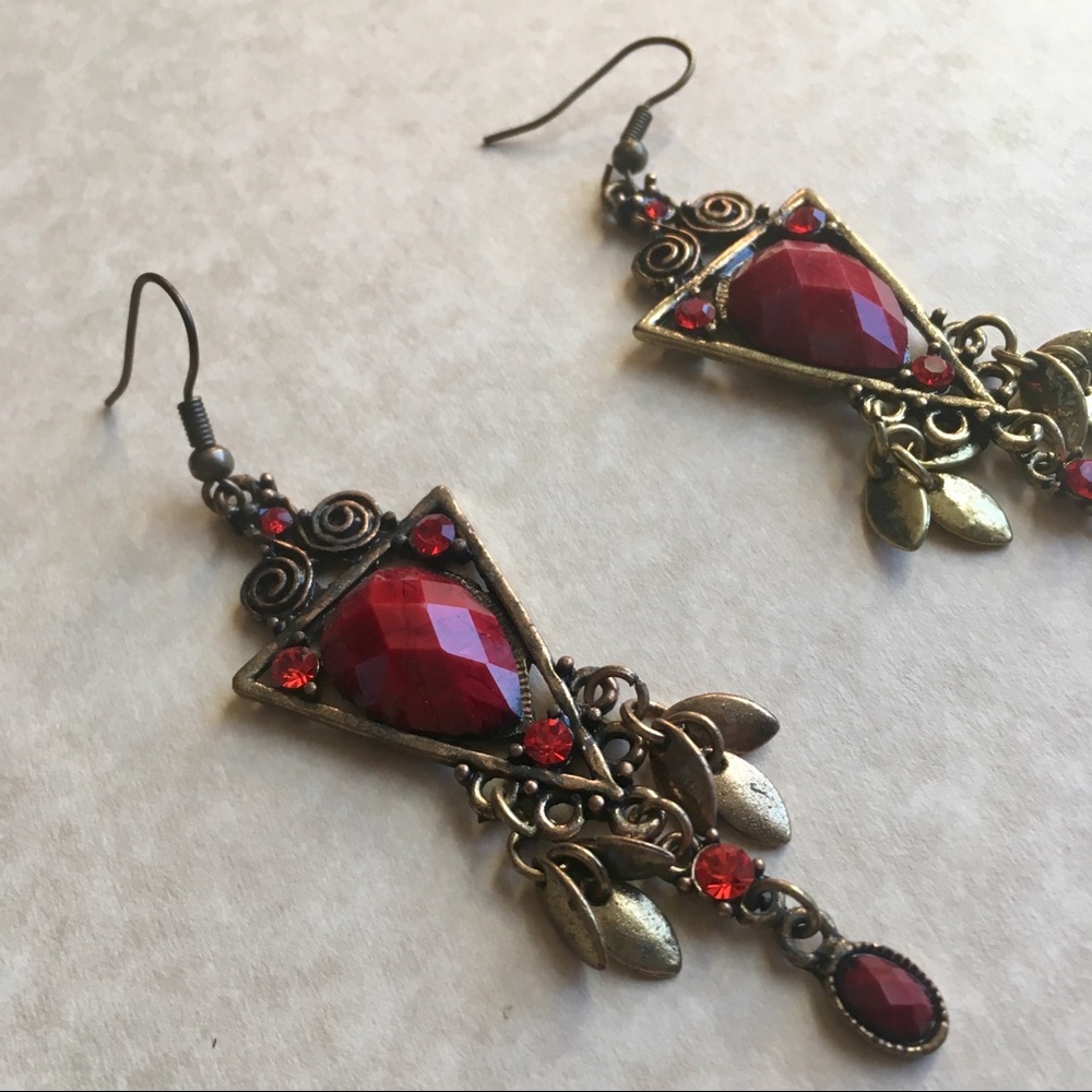 Red Chandelier Rhinestone Earrings Antiqued Long - Picture 1 of 4